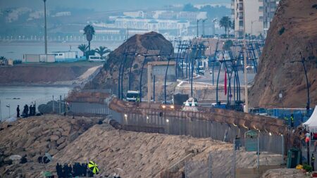 Morocco prevents new attempts to cross into Ceuta, army says