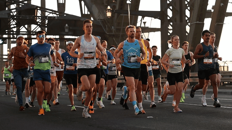 Route, map, road closures, start time, weather, groups, starting line