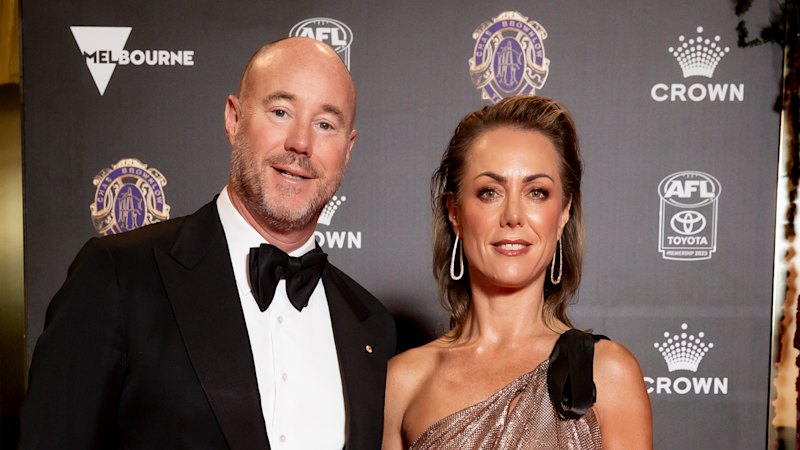 Luke Sayers fails to settle defamation stoush over explicit picture scandal as court battle with ex-wife Cate looms