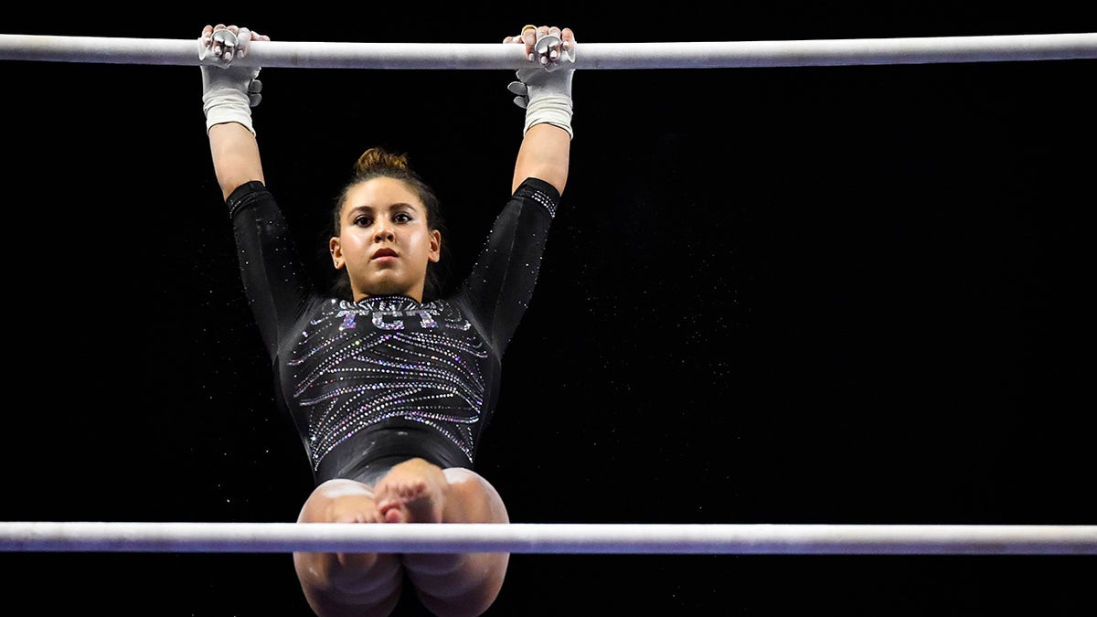 Levi Jung-Ruivivar on uneven bars