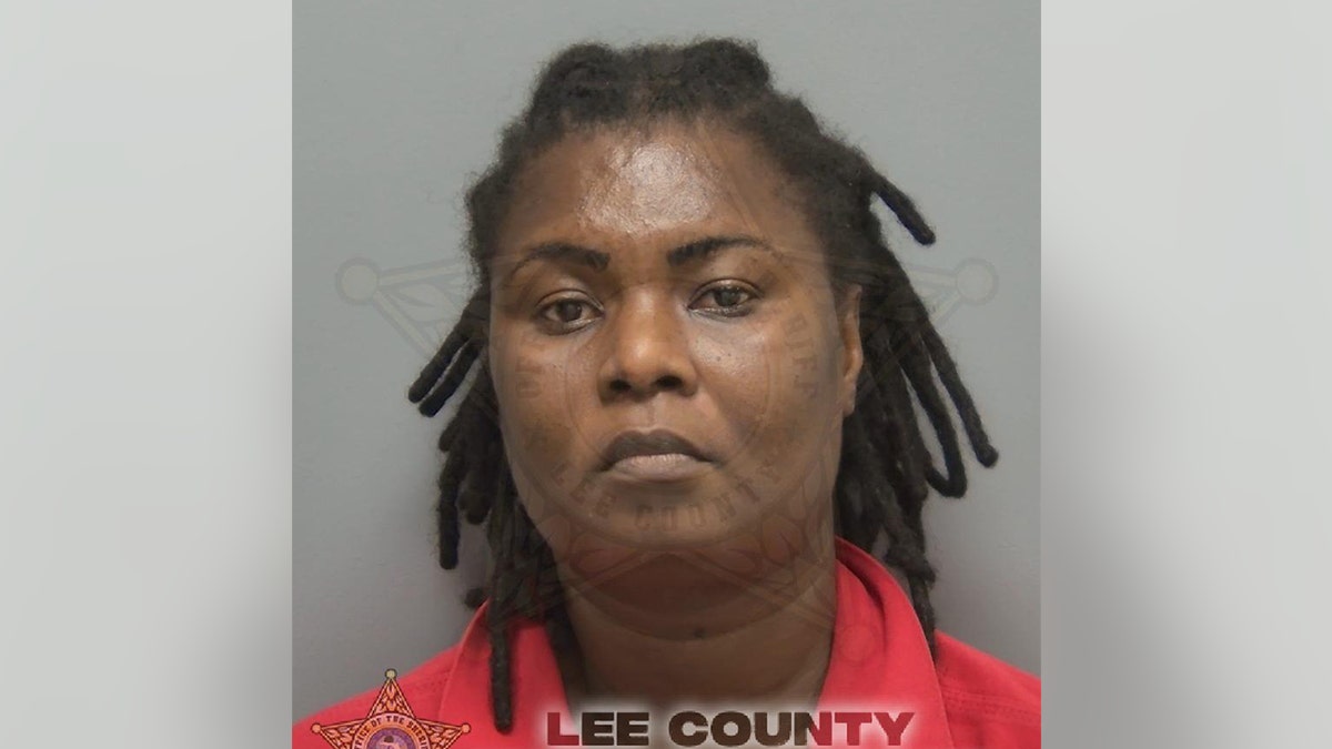 Marianne Isnar booking picture