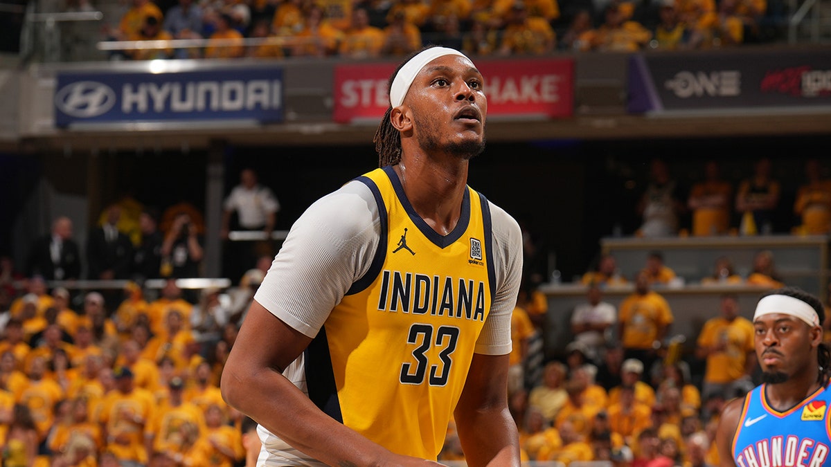 Myles Turner free throw attempt