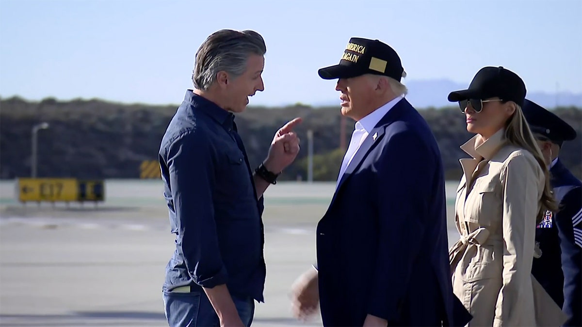 Newsom finger wag at Trump on tarmac