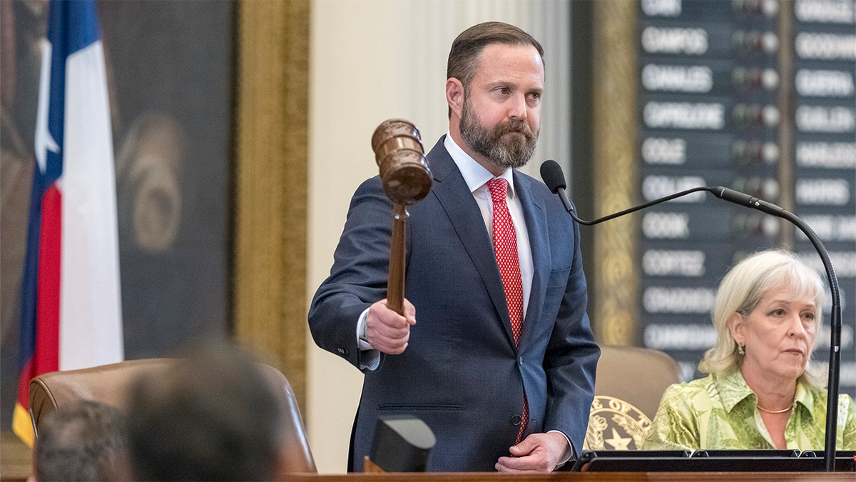House Speaker Dustin Borrow of Lubbock, ends the special session after failing to reach a quorum on Friday, Aug. 15, 2025, in Austin, Texas.
