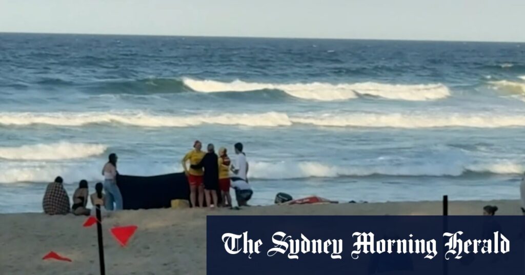 Man dies on Gold Coast beach