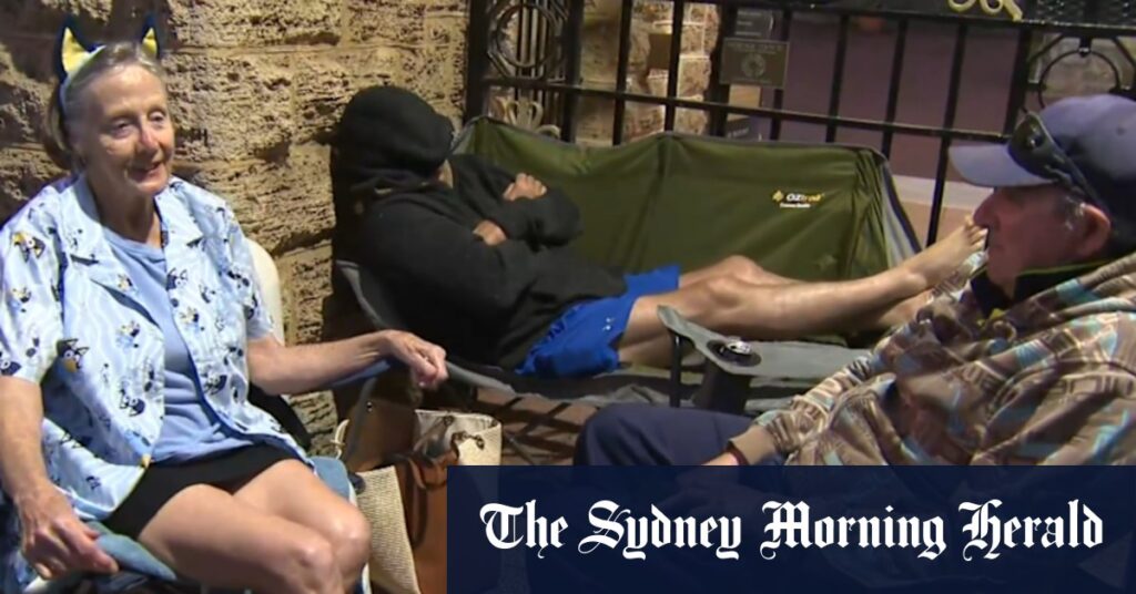 Fans camp out for 18 hours for limited edition Christmas Bluey coins