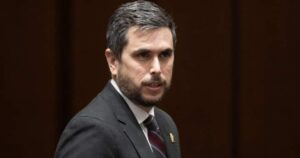 CSIS may have broken rules with new secret surveillance tech: watchdog