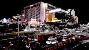 Las Vegas price-fighting tips, plus 5 Hooters history insights