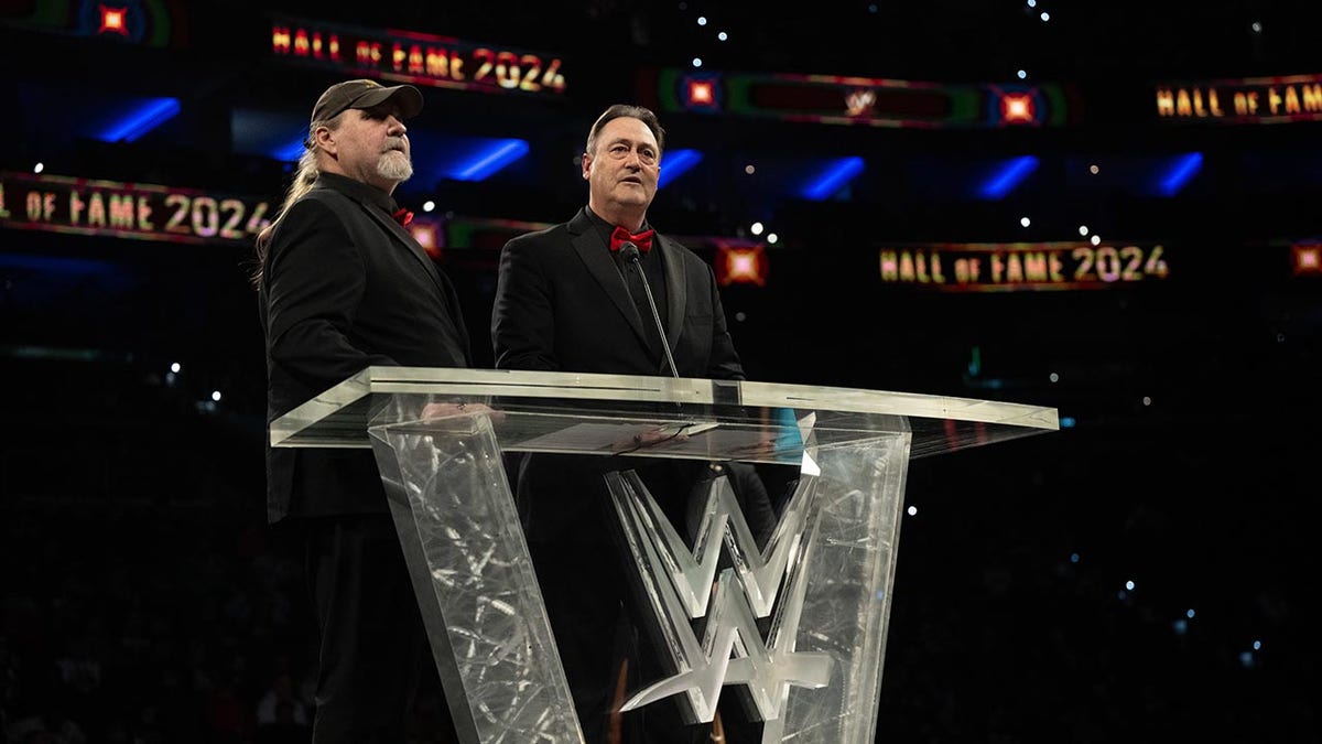 Mike Rotunda makes a Hall of Fame speech