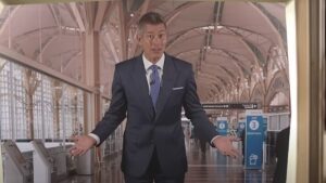 US wardrobe warning falls flat as flyers slam air travel realities