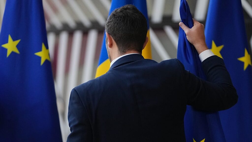 EU praises Kyiv’s accession progress but warns of ‘negative trends’