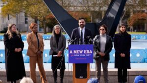 Mamdani taps party insiders to steer transition despite vowing to ‘turn the page’ on old-guard NYC Dems