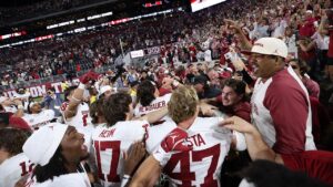 Oklahoma upsets Alabama to keep playoff hopes alive