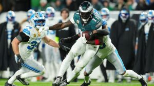 NFL broadcaster Cris Collinsworth rips late penalty against Lions as Eagles’ defense dominates in win
