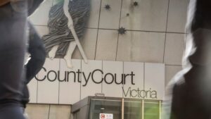 Former Bendigo Senior Secondary College teacher jailed for raping student after graduation party
