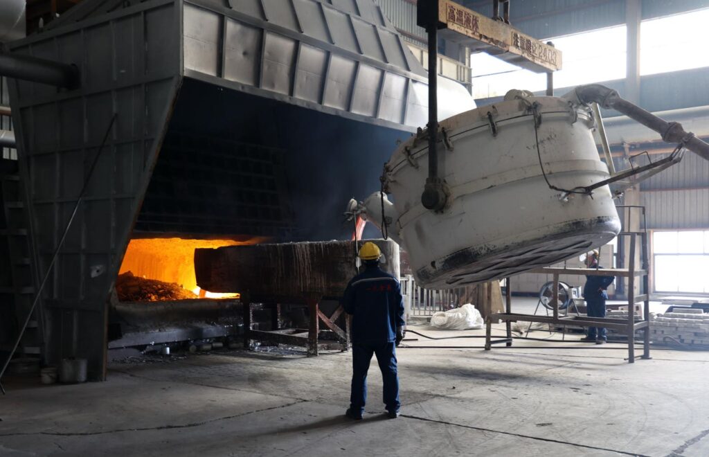 Aluminum Firm Jumps In Hong Kong Trading Debut, Mints New Billionaire