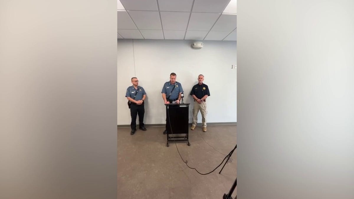 Authorities hold news conference related to Kansas shooting Saturday