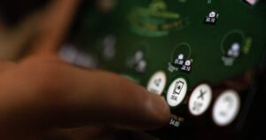 Ontario’s online gamblers could legally bet against people outside Canada: court