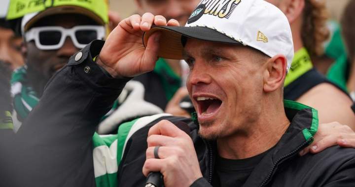 Roughriders’ Harris says he’d be ‘shocked’ if he retired after Grey Cup win