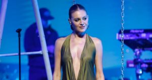 Kelsea Ballerini’s New Song ‘I Sit in Parks’ Sparks Debate Online: The Drama Explained