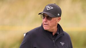Golf legend Phil Mickelson laments California gas prices, praises gov candidate supporting offshore drilling