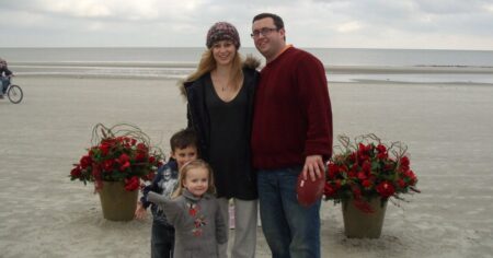 9 Best True Crime Documentaries to Watch on Netflix and More (November 2025)