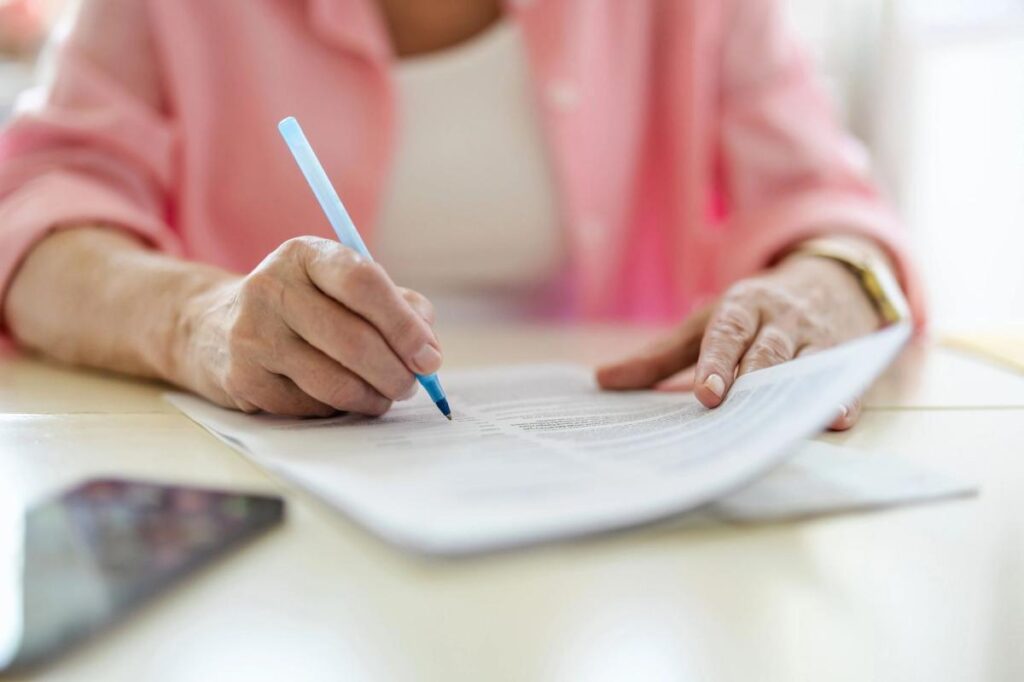 Dear Abby: My mother-in-law snubbed me from her will