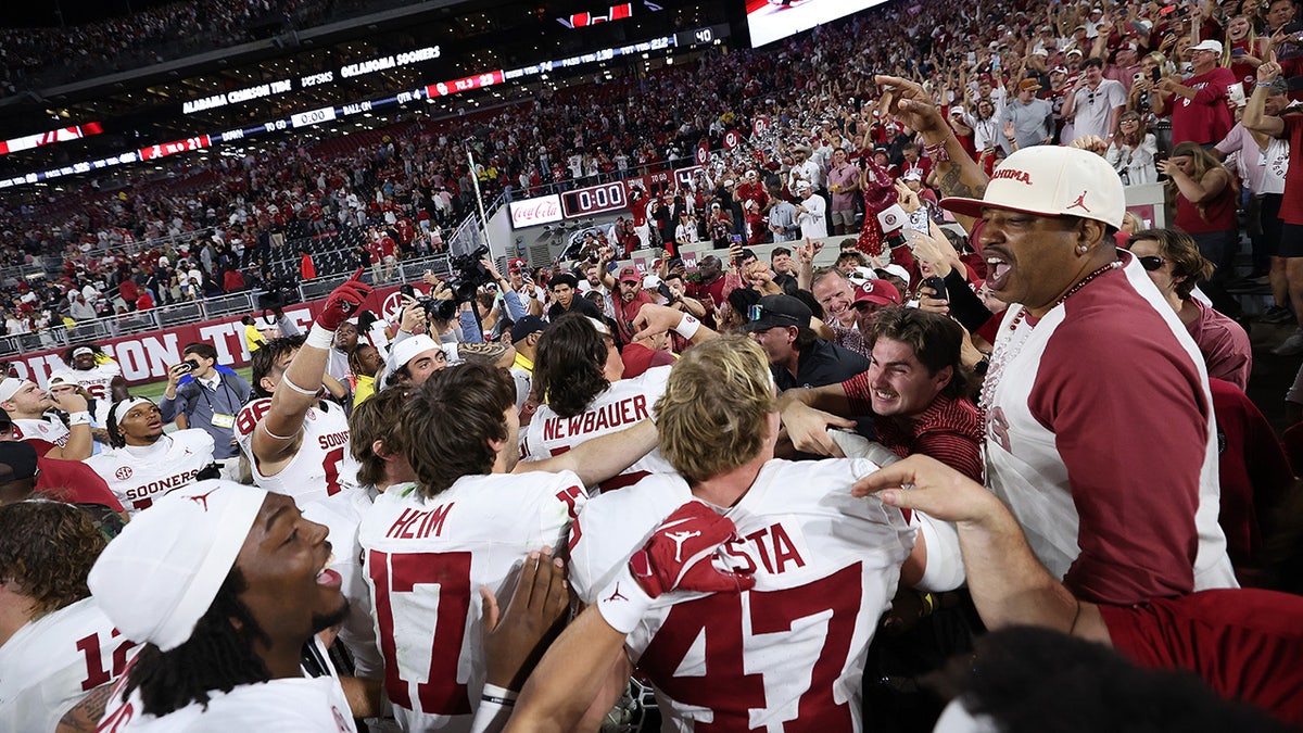 Oklahoma Sooners celebrate