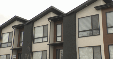 Calgary city councillors, mayor to introduce motion to repeal citywide rezoning