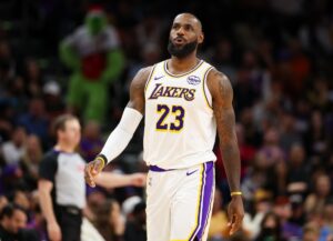 Lakers’ LeBron James Sends Clear Message on Dillon Brooks Incident