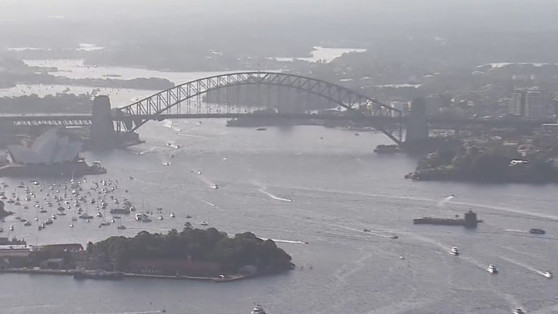 Sydneysiders pack out vantage points ahead of New Year’s Eve celebrations