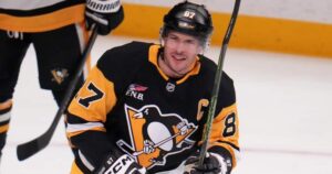 Crosby passes Lemieux to become Penguins’ all-time points leader