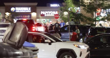 Mississauga considering changes to Ridgeway Plaza amid complaints over noise, crowding