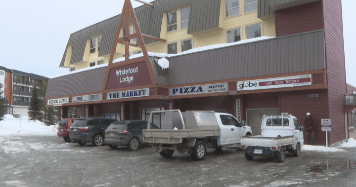 Dozens of people allegedly bear-sprayed outside market at Big White Ski Resort