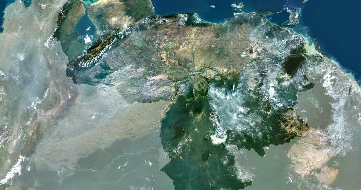 US forces stop 2nd oil tanker off Venezuela coast as Trump follows promise to seize tankers