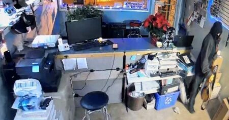 Police investigating after dozens of holiday packages stolen from North Okanagan shop