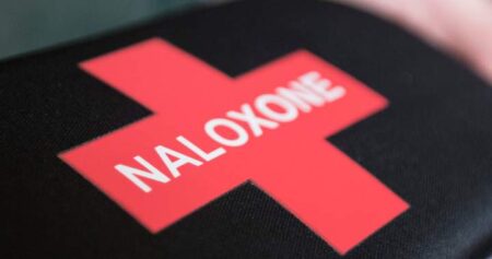 ‘She would have died’: Saskatoon woman saves life with naloxone kit