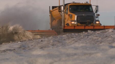 Ministry urges Saskatchewan drivers to be safe on the road around snowplows