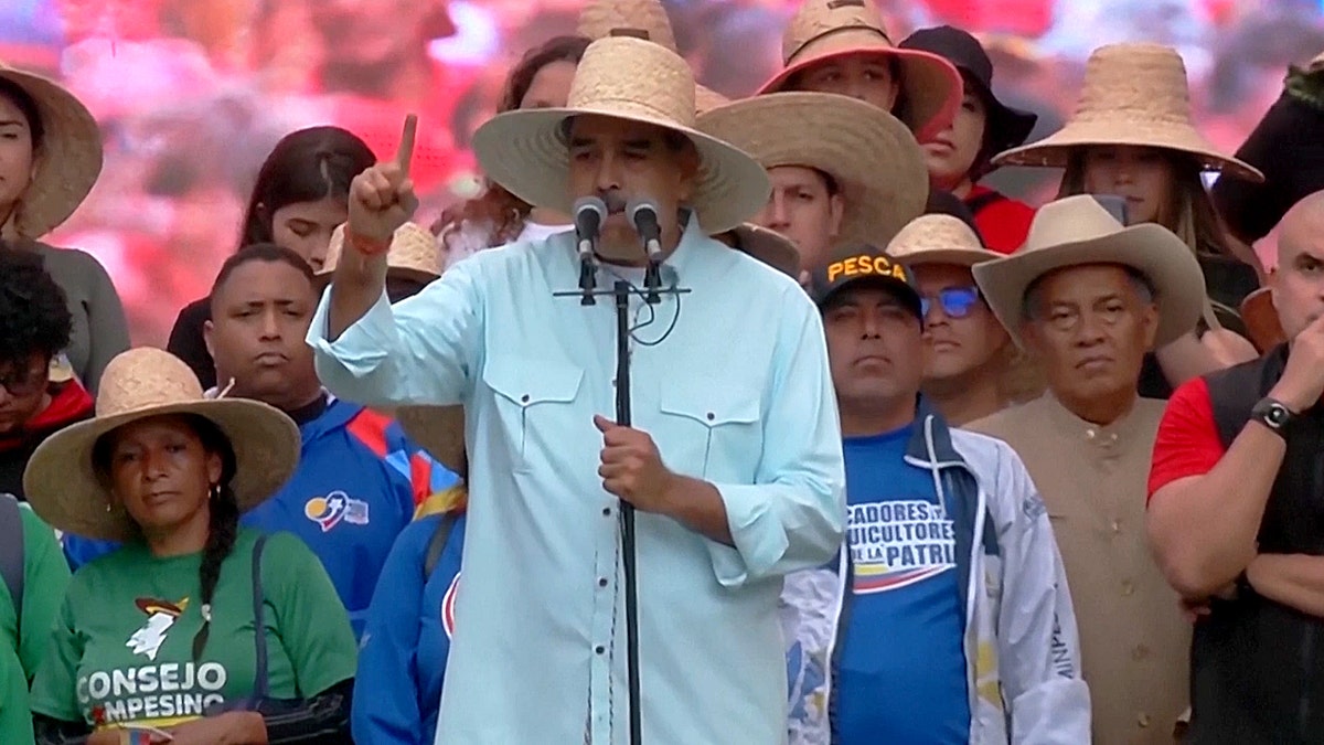 Maduro issuing warning