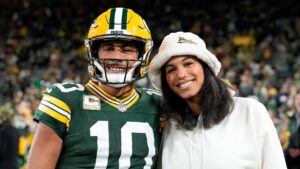 Packers star quarterback, wife announce they are expecting their first child: ‘New year, new addition’