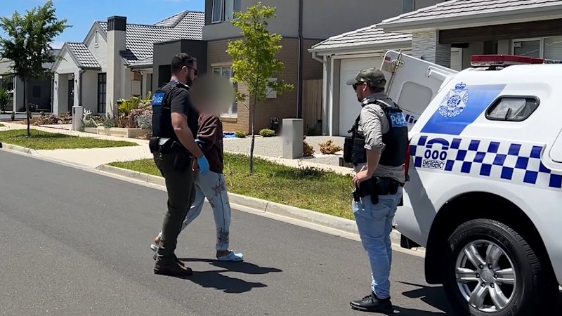 Two more teenagers charged after St Kilda Pier attack