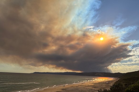 The fire has sent smoke billowing across coastal Victoria.