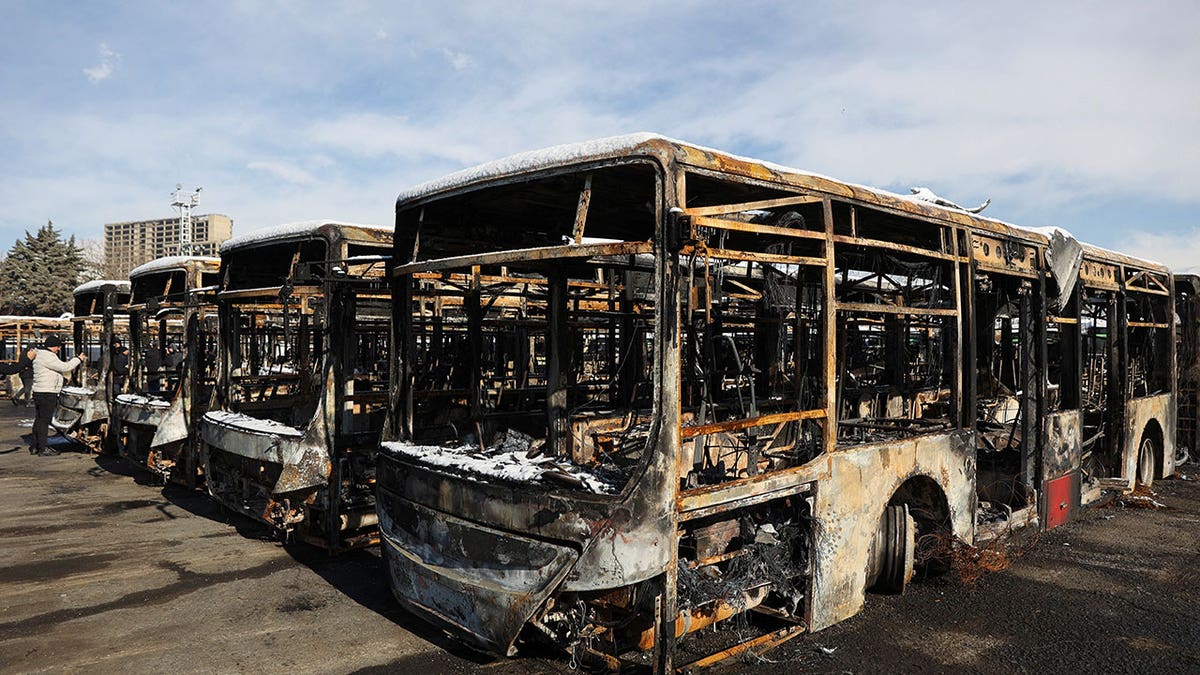 Bus burned in Iran