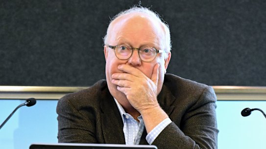 Geoffrey Watson SC is seen giving evidence to the Commission of Inquiry into the CFMEU and Misconduct in the Construction Industry.