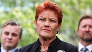 IS brides would go to jail in Australia to get children out of Syria; Pauline Hanson calls for referendum to avoid hate speech laws