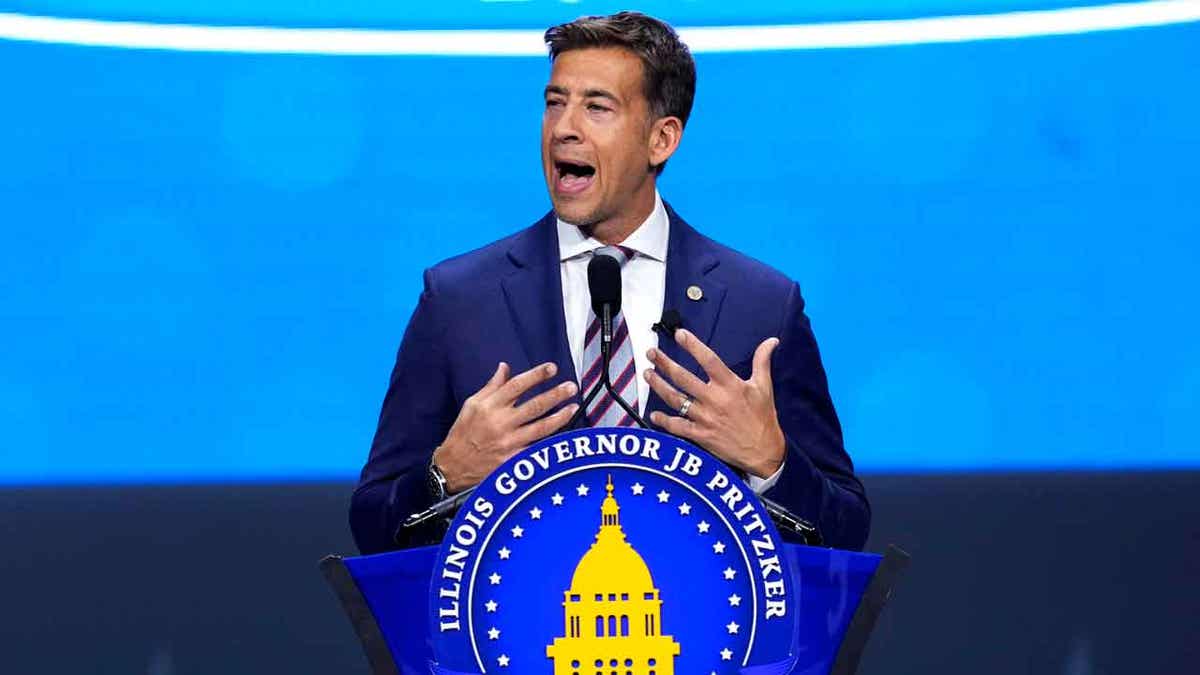 Newley-elected Illinois Secretary of State Alexi Giannoulias