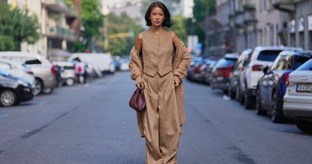 I Just Traveled to NYC — These Chic Outfit Styles Were Everywhere in the Airport