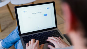 AI autocomplete may subtly shape views on social issues