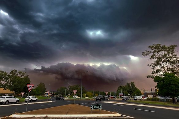 Dust storm over Dubbo on Thursday.