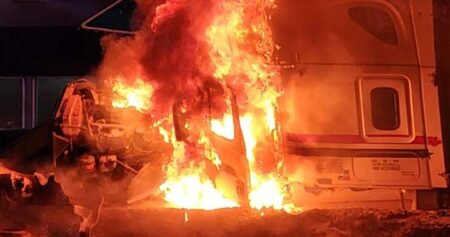 Fiery Saskatoon crash shuts down major roadway in city’s north end